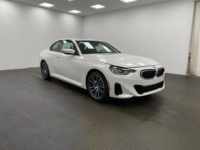 2026 BMW 230i