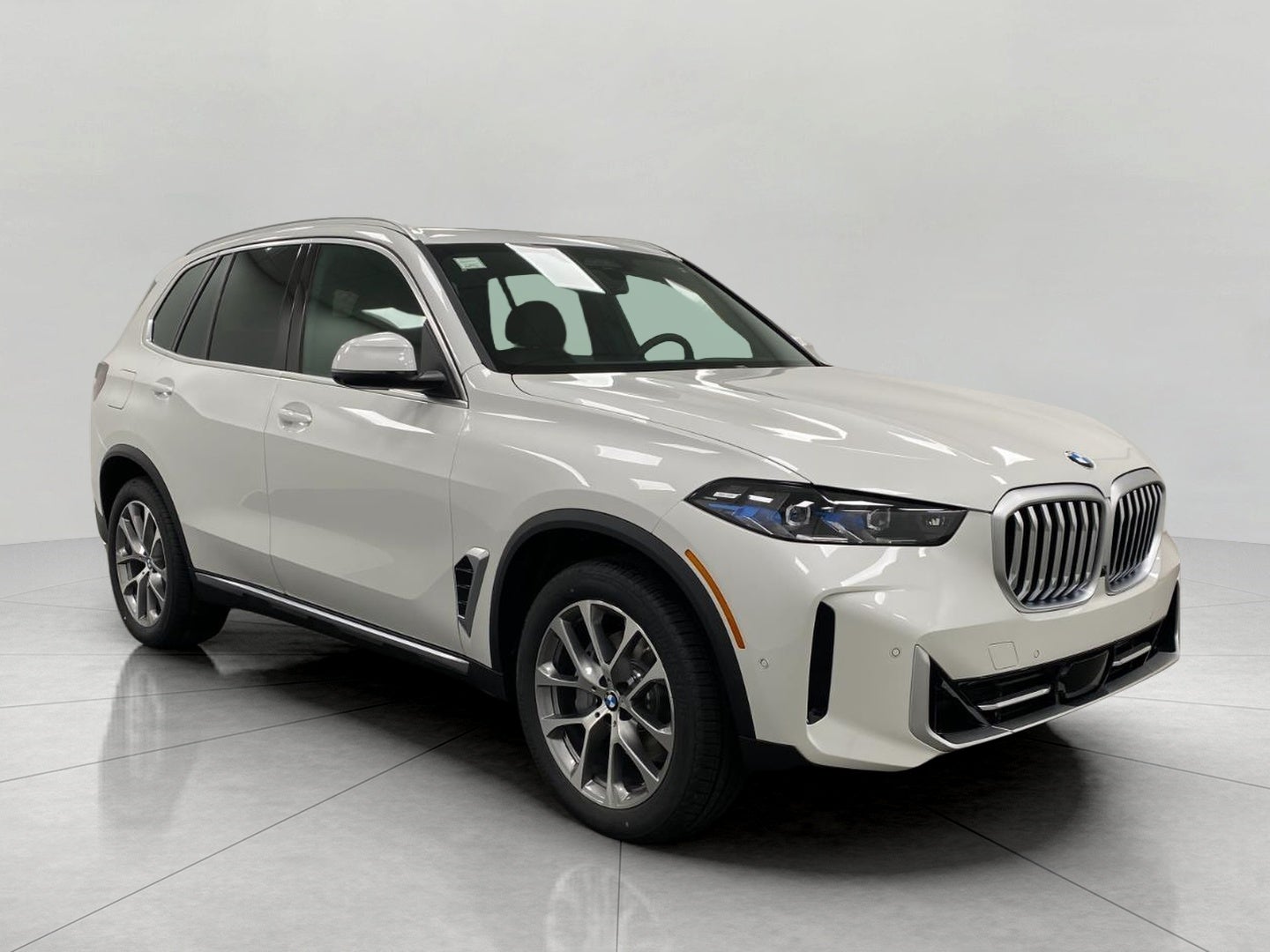 2026 BMW X5 xDrive40i Sports Activity Vehicle in Other — front three-quarter view