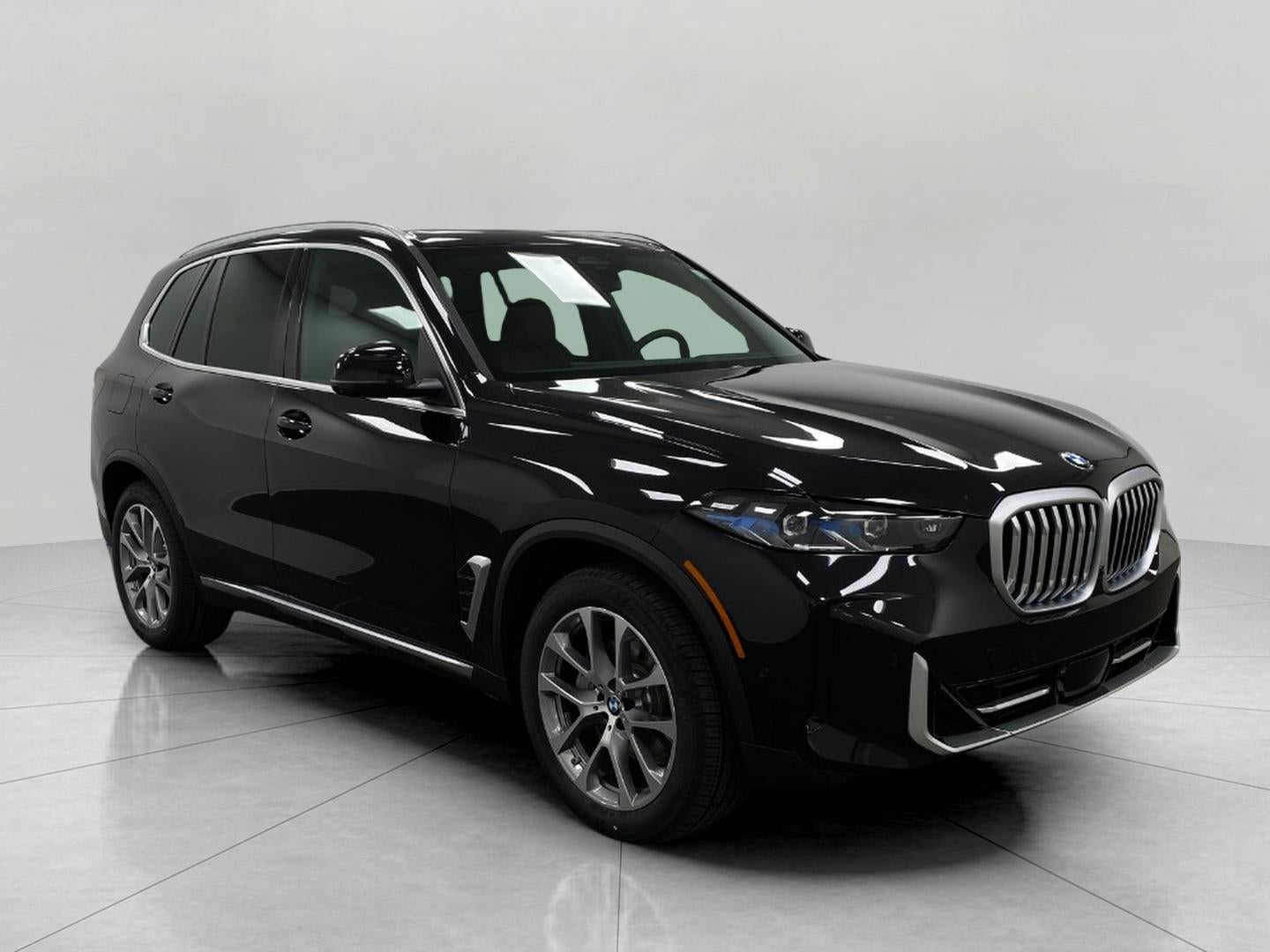 2026 BMW X5 xDrive40i Sports Activity Vehicle in Other — front three-quarter view