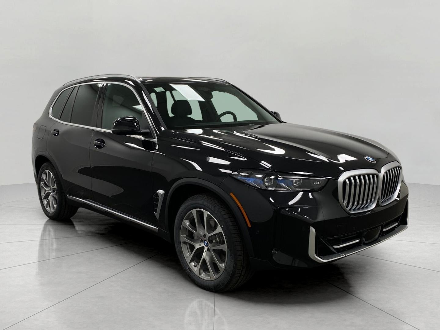2026 BMW X5 xDrive40i Sports Activity Vehicle in Other — front three-quarter view
