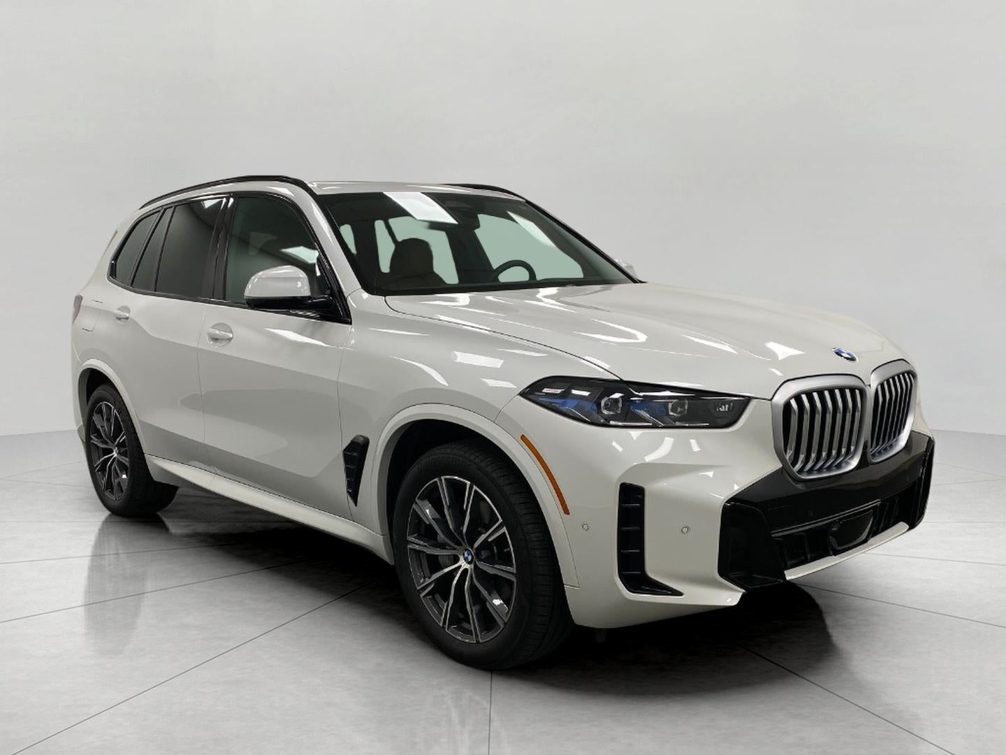 2026 BMW X5 xDrive40i Sports Activity Vehicle in Other — front three-quarter view