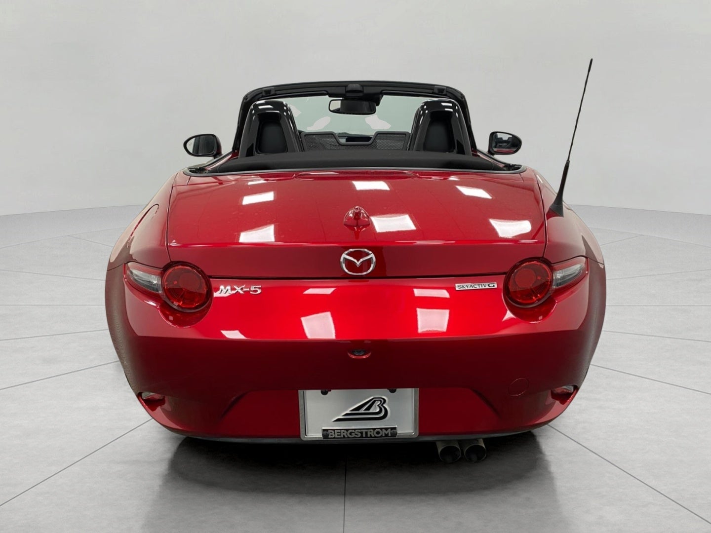 2021 Mazda Mazda MX-5 Miata — detail view